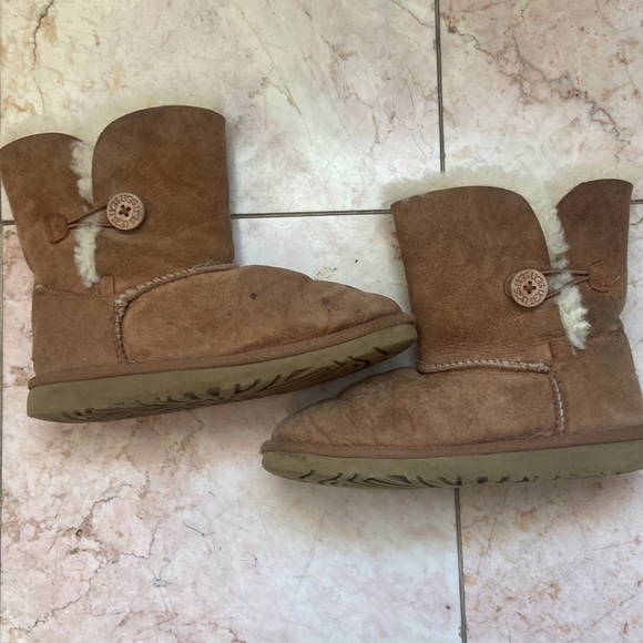 UGG Bailey button boots - Picture 7 of 8